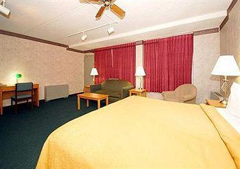 Quality Inn วิโนนา ภายนอก รูปภาพ